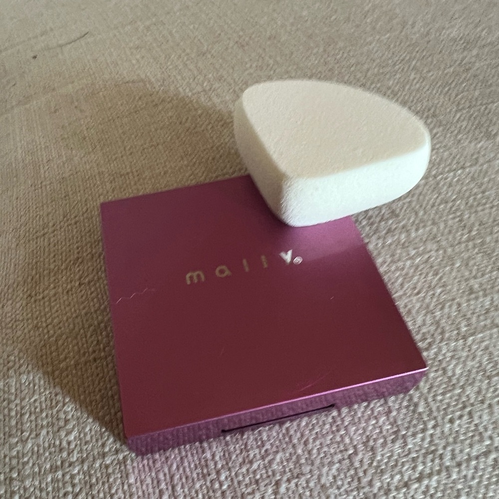 Mally Beauty Evercolor Poreless Face Defender